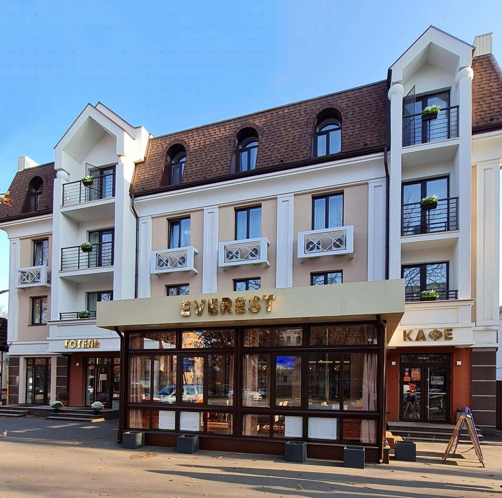 Everest Отель Poltava Exterior foto